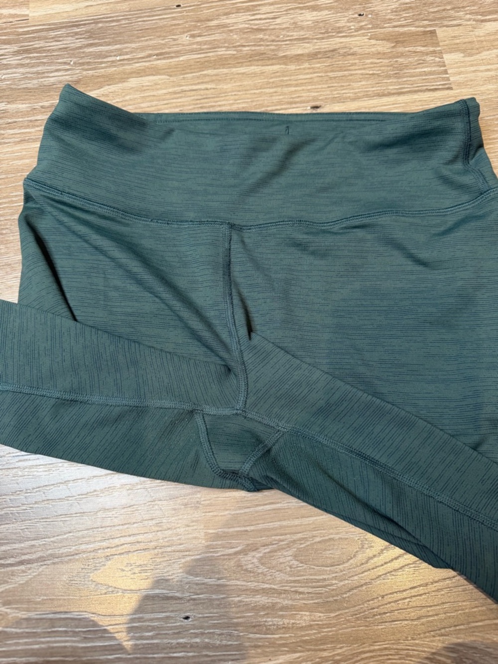 Outdoor Voices Cropped Athletic Leggings Evergreen Size M - Picture 4 of 7